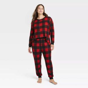 Stars Above Women's Snug Fit Plaid Buffalo Thermal Pajama Set Red Medium NWT